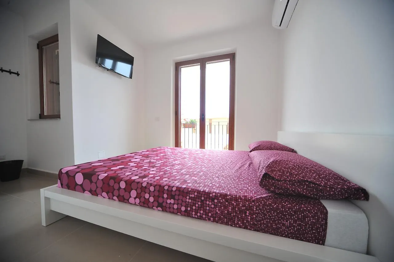 Rodia Residence 0*,  Olaszország